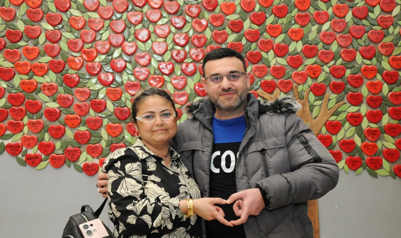 Eşine böbreğiyle can oldu