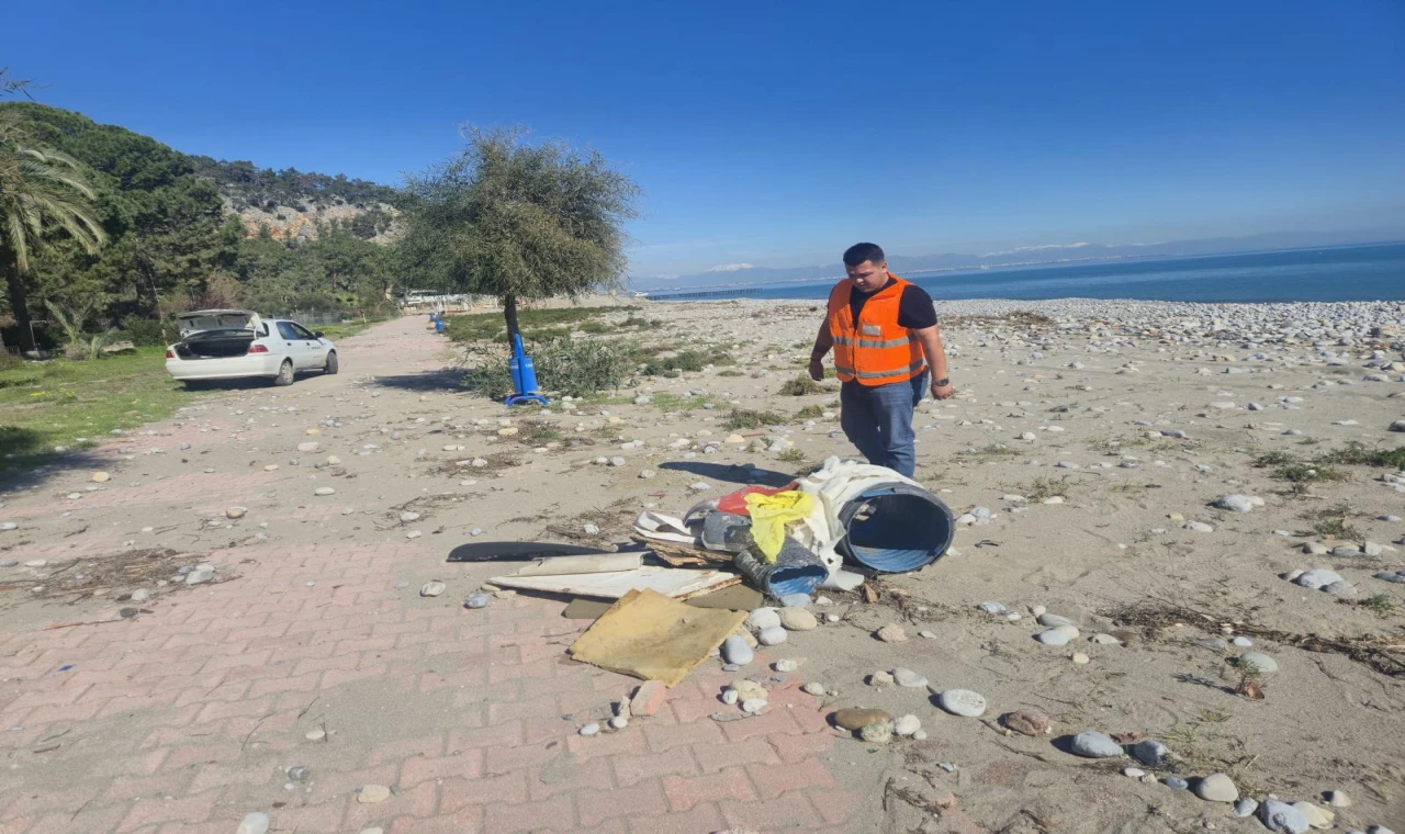 Sahillerde temizlik çalışması