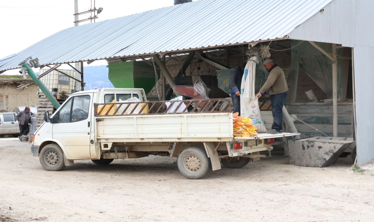Büyükşehirden tarımsal ekipman desteği