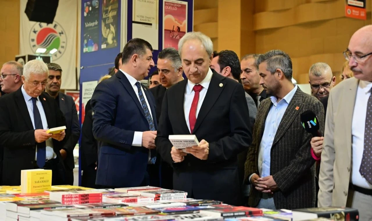 Kepez Kitap Fuarı kapılarını açtı