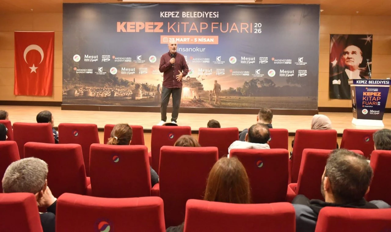 Tufan, edebiyat üzerine konuştu