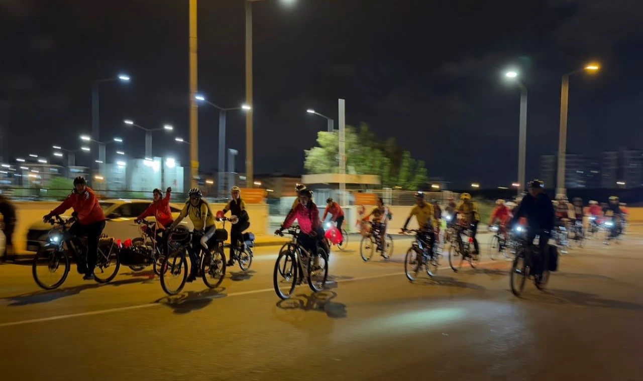 23 Nisan’da pedal çevirdiler