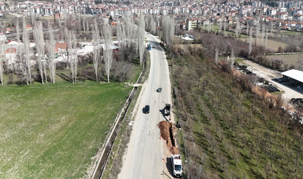 ASAT’tan Elmalı’da asfalt öncesi altyapı yatırımı
