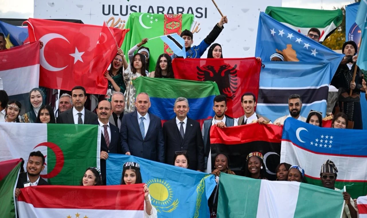 Dünyanın renkleri Akdeniz’de buluştu