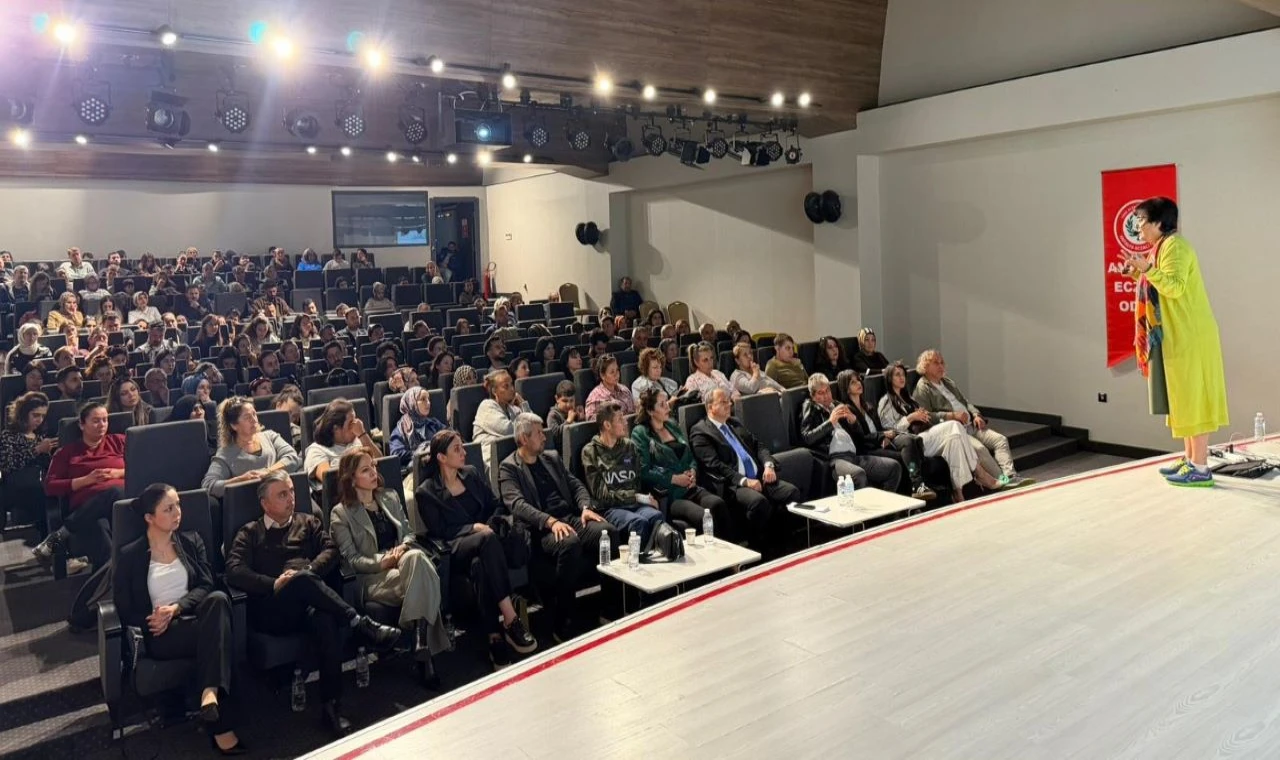 Kepez’de anlamlı söyleşi