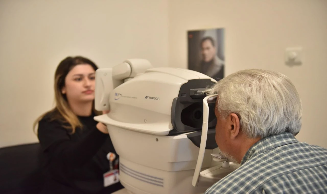 Kepez’de göz muayenelerinde hız ve konfor