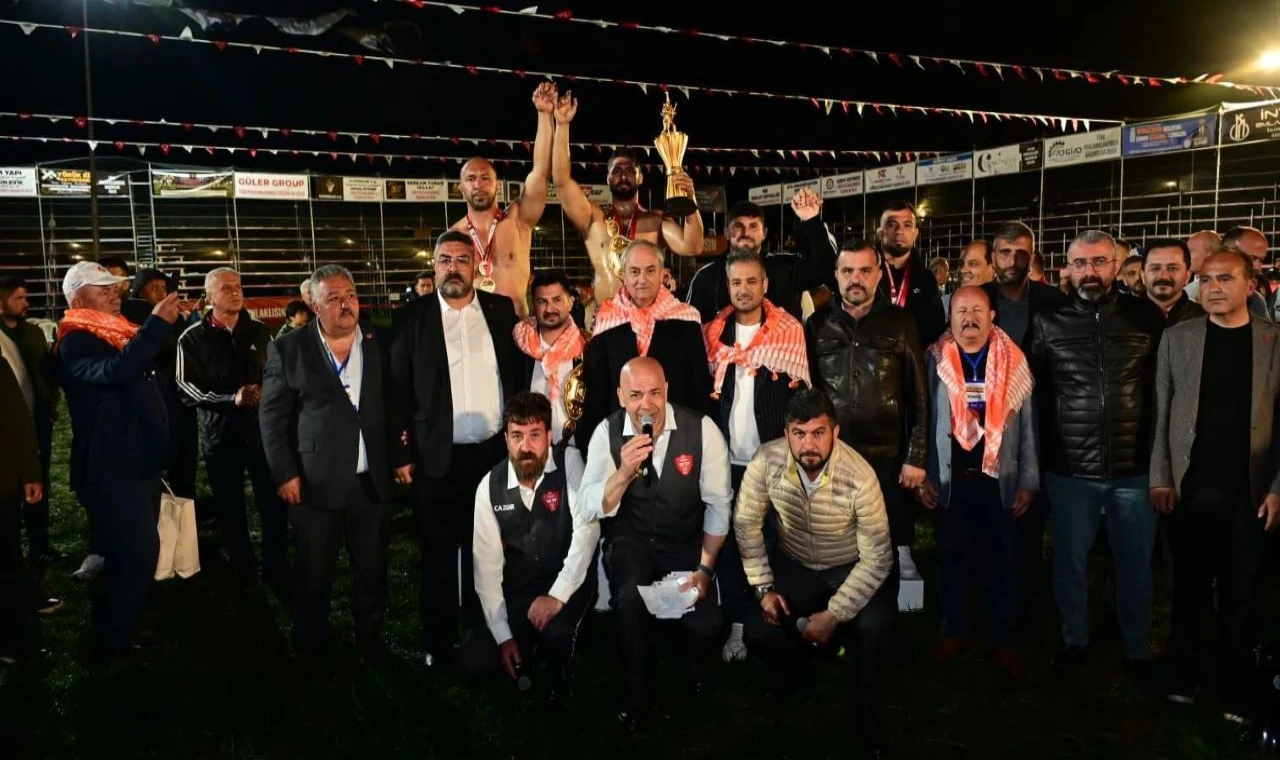 Kepez’in Başpehlivanı Enes Doğan