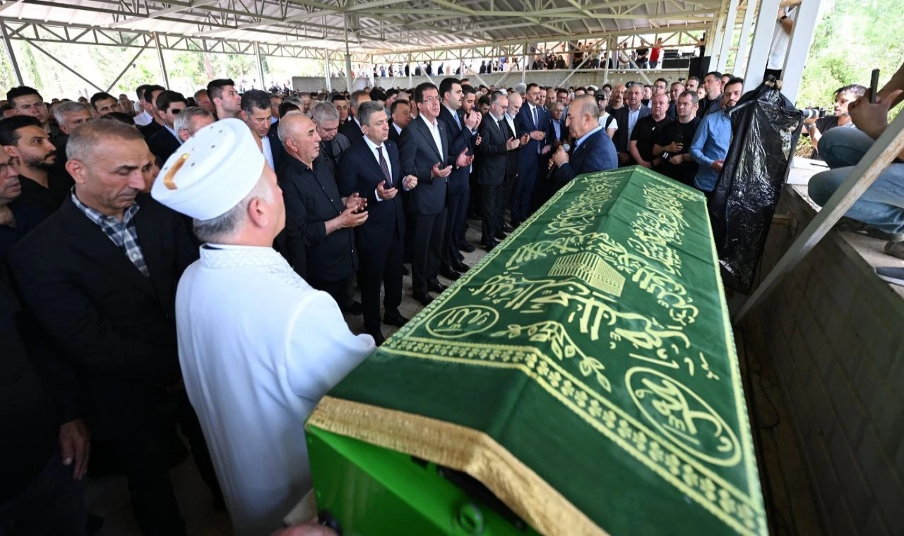 Aydın Çavuşoğlu son yolculuğuna uğurlandı