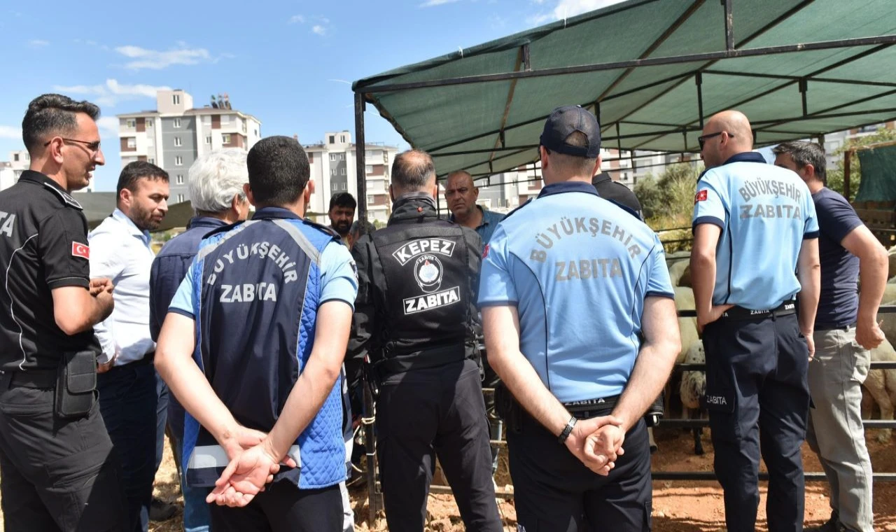 Kepez’de izinsiz kurban satışına sıkı denetim