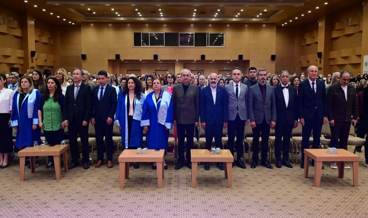 Kepez’de tazelenen hayatların mezuniyet gururu
