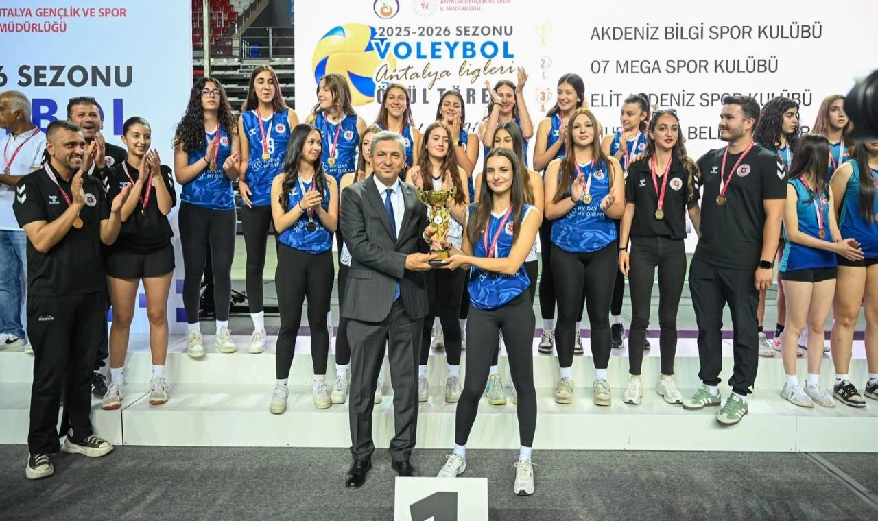 Sporun yıldızları ödüllendirildi