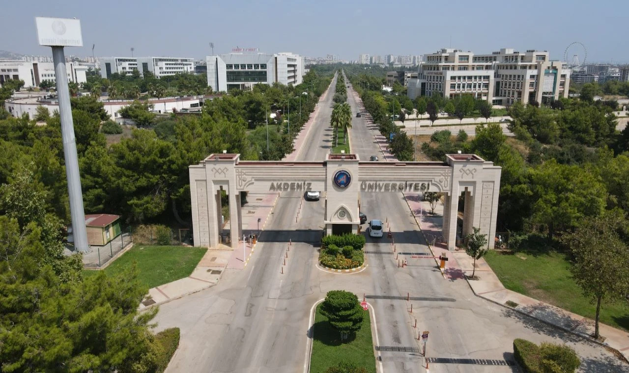 Akdeniz Üniversitesi 40 basamak yükseldi