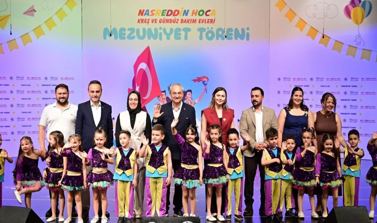 Kepez’in kreşlerinde mezuniyet sevinci