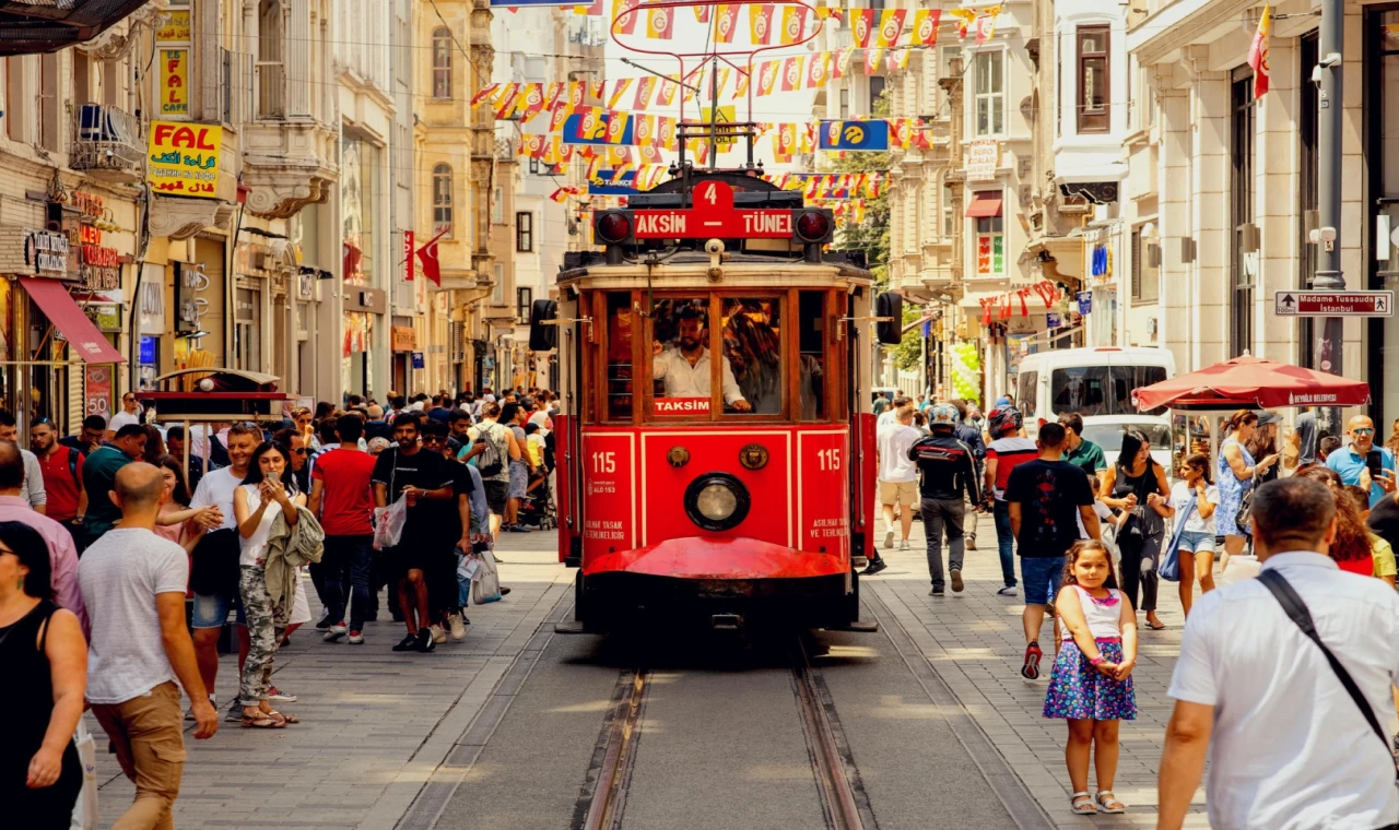 2025’te 2,4 milyon kişi iller arasında göç etti