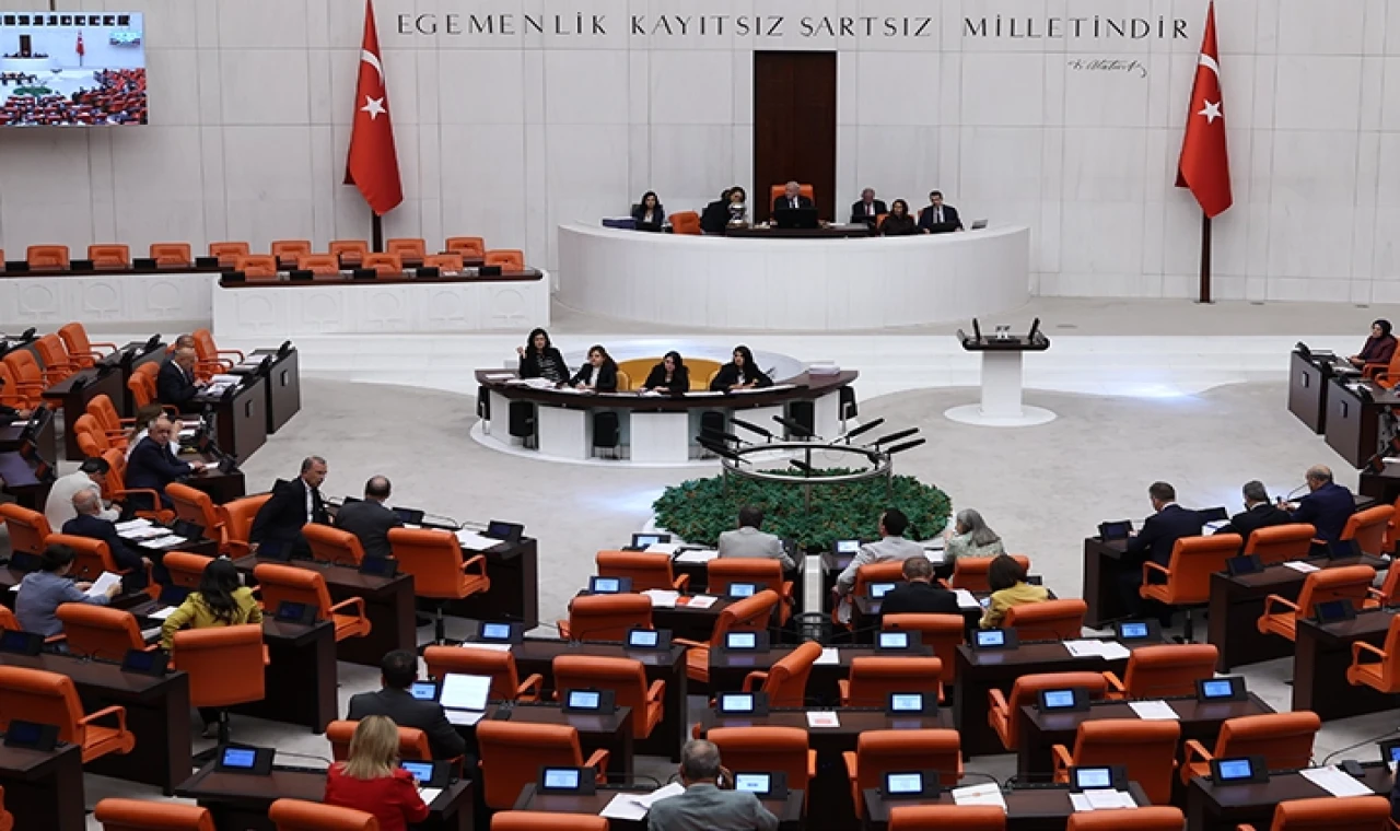 En düşük emekli aylığı düzenlemesi görüşülüyor