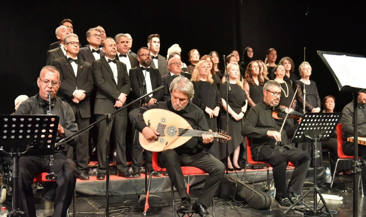 Kepez'de Türk Sanat Müziği rüzgârı esti