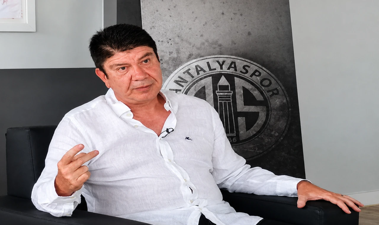 Menderes Türel’den hafriyat çıkışı: Birilerinin kasasını doldurdu!