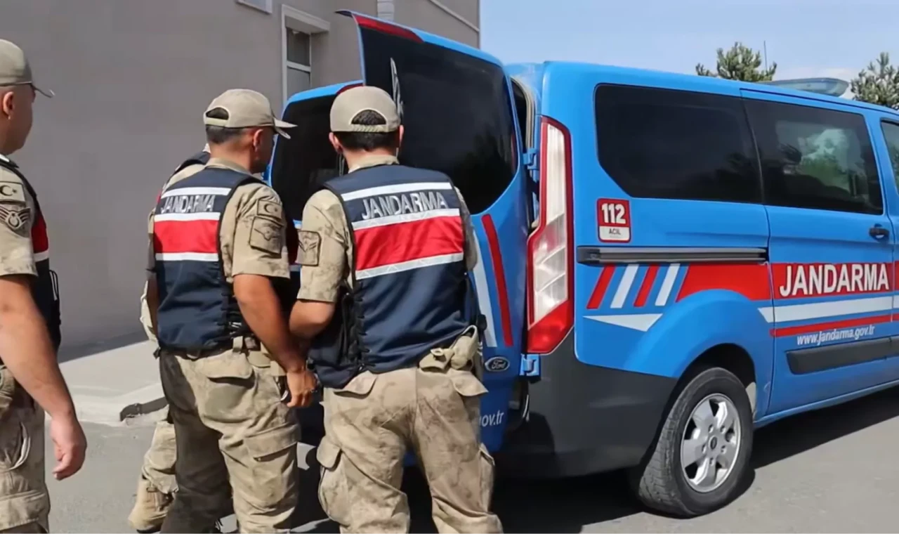 Antalya dahil 35 ilde uyuşturucu operasyonu
