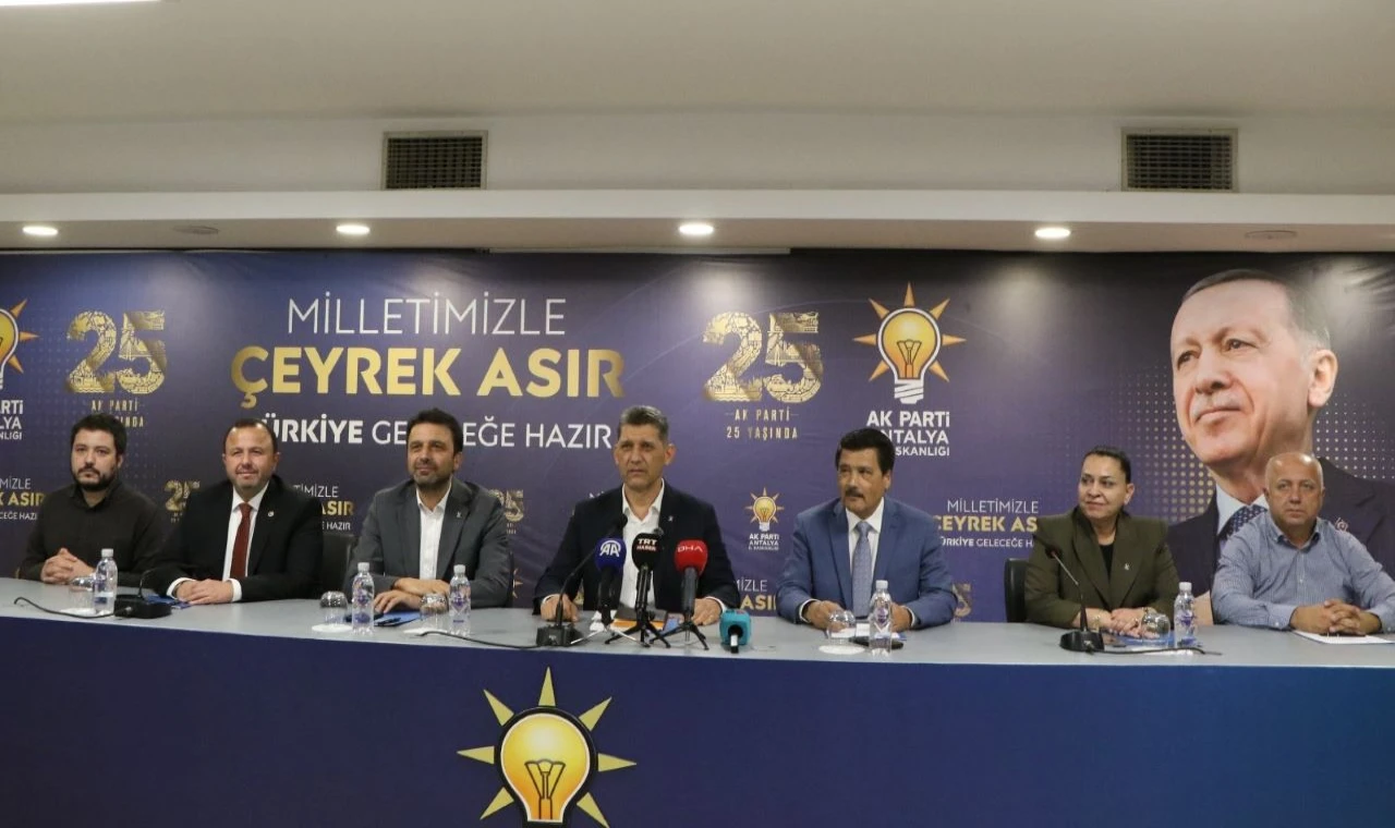 Ali Çetin’den Böcek’e sert sözler: İtibar yoksunu kişinin hezeyanı