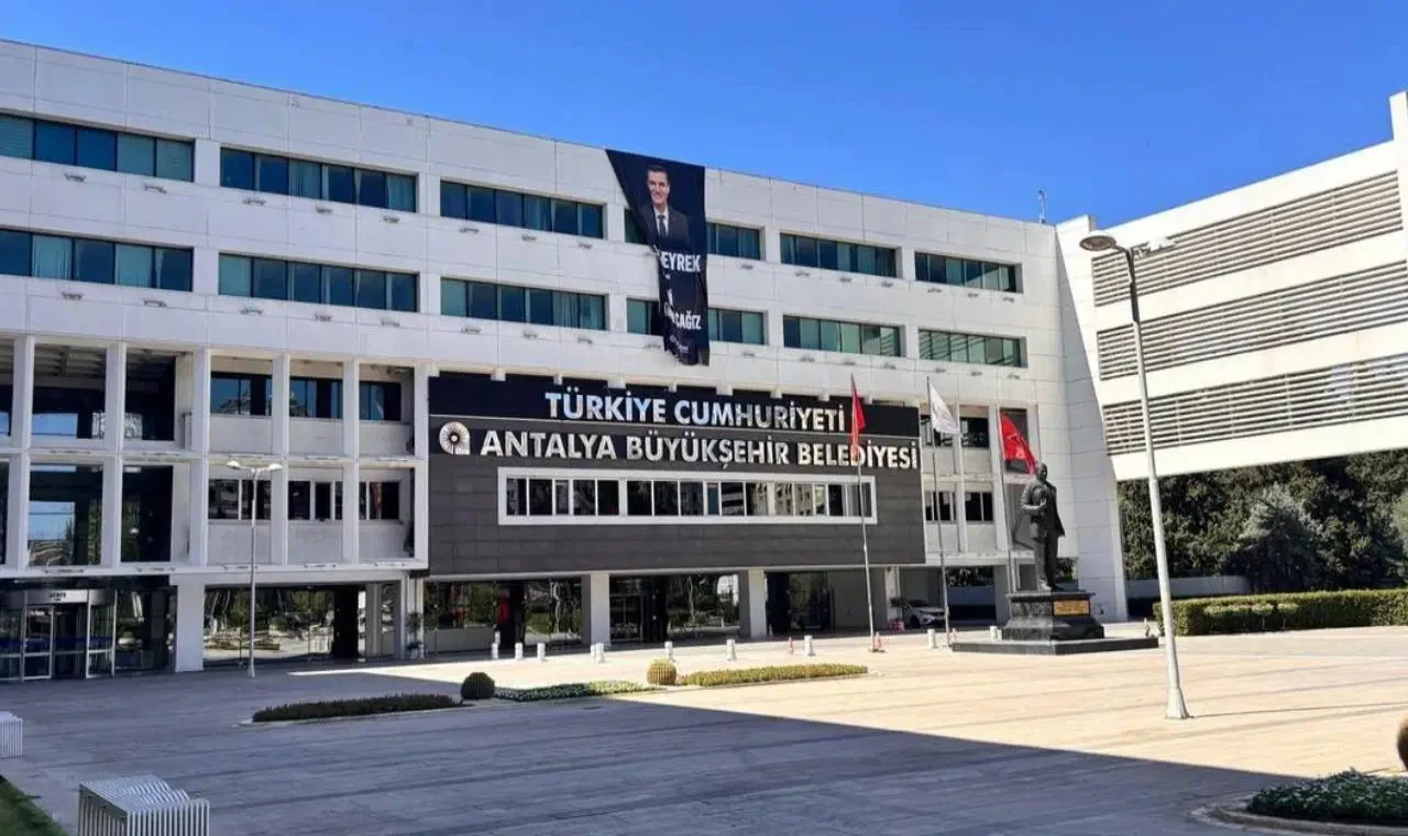 Antalya Büyükşehir’de ikramiye kesintisine sendika tepkisi