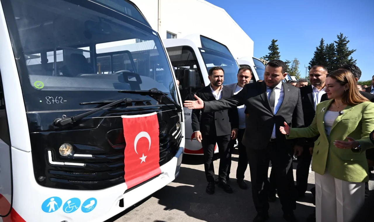 Antalya Büyükşehir 283 adet yeni araç aldı