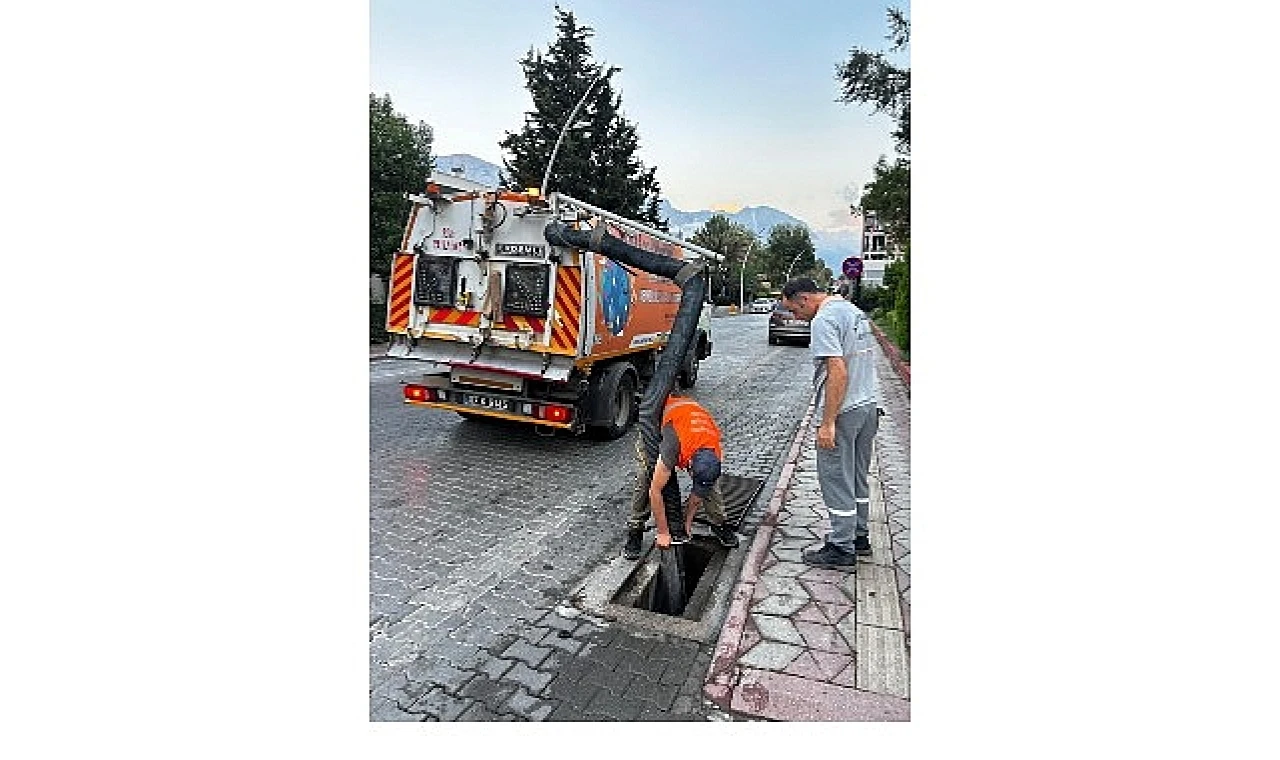 Kemer’de mazgal temizliği