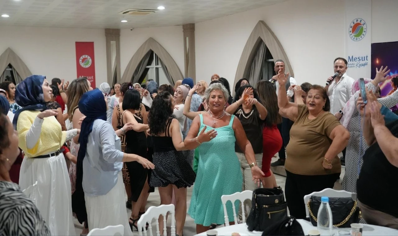 Kepez’de kadınlar matinede buluştu
