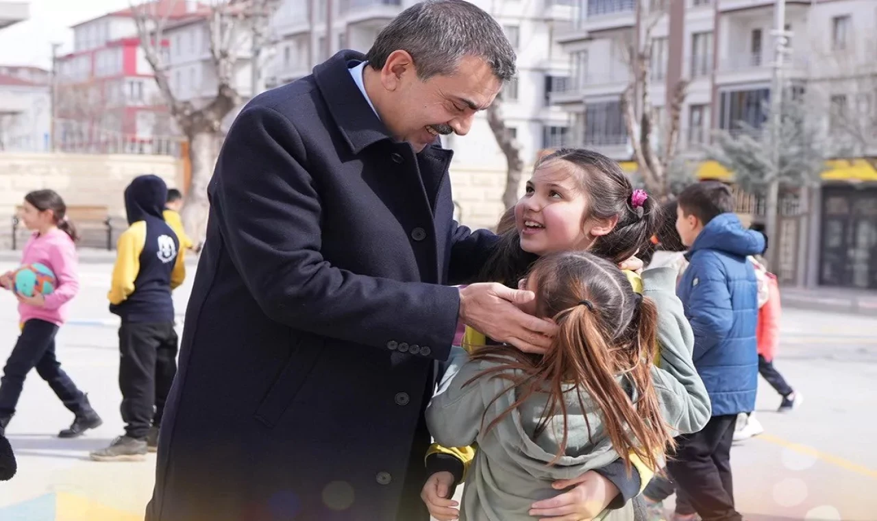 Bakan Tekin’den 11 Ekim Dünya Kız Çocukları Günü mesajı