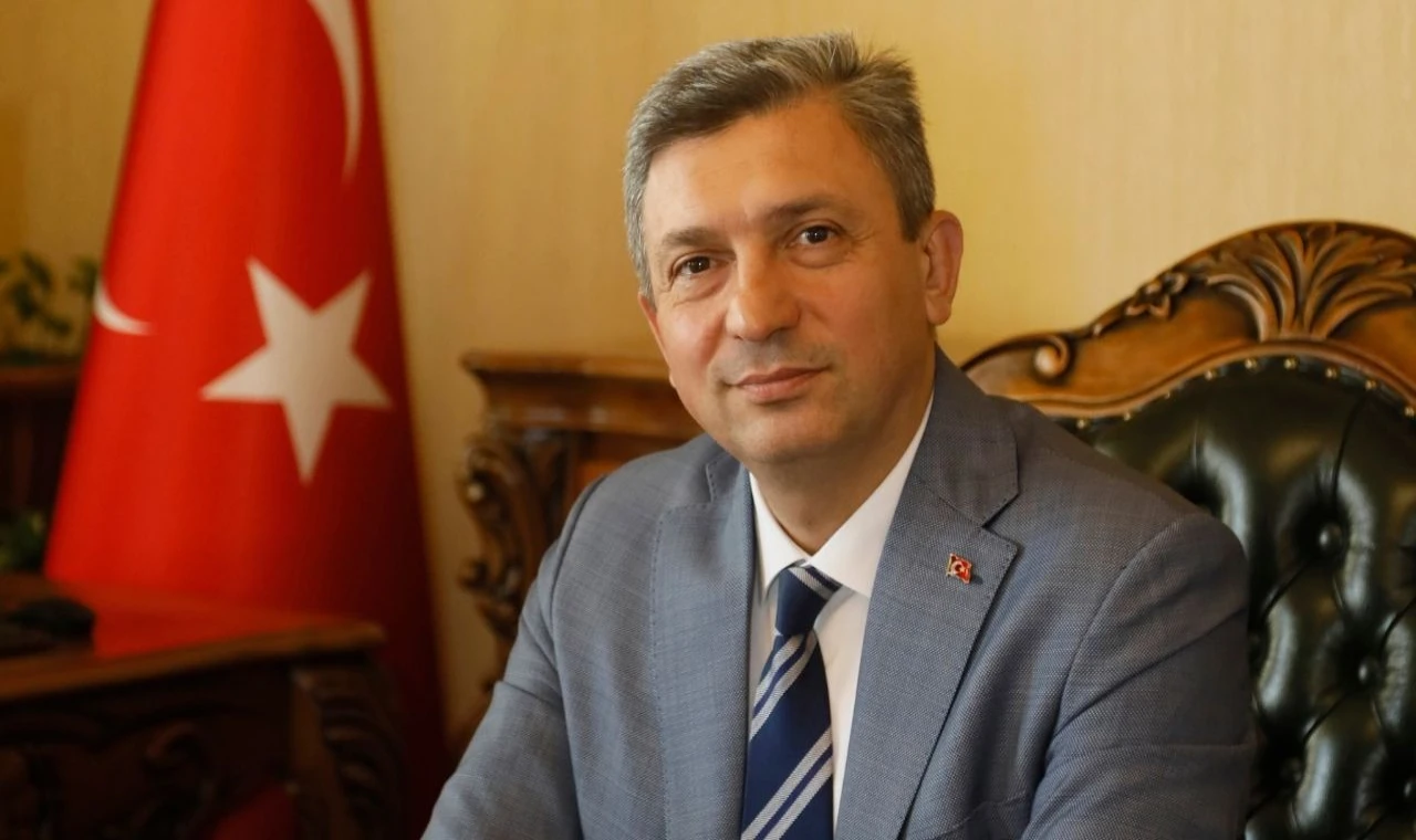 Vali Şahin'den 29 Ekim Cumhuriyet Bayramı mesajı