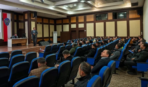 Polis ulaşımda görevli özel güvenlikçilere eğitim verdi