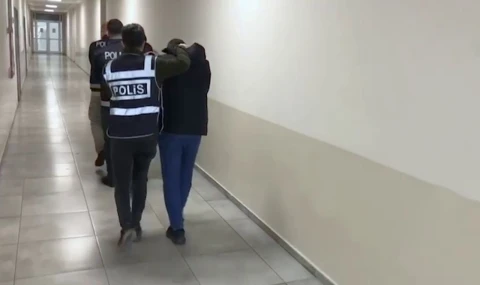 Sahte Başkomiser yakayı ele verdi