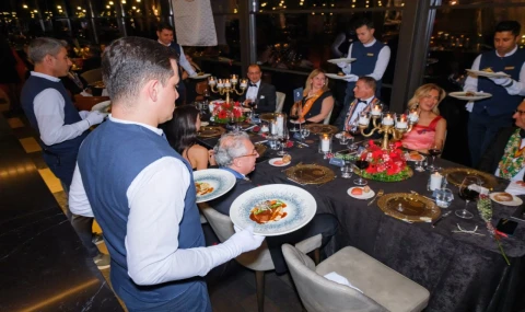 Tadım ustalarına Sevgililer Günü temalı lezzetler