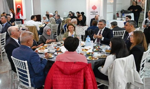 Vali Şahin, ilk iftarını şehit aileleri ve gazilerle açtı