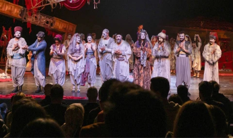 Dünya Tiyatro Günü üç farklı oyunla kutladı