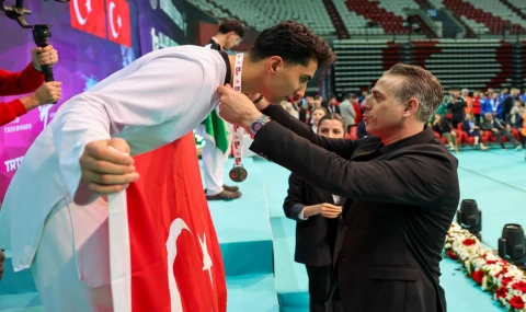 Genç erkeklerden 17 madalya