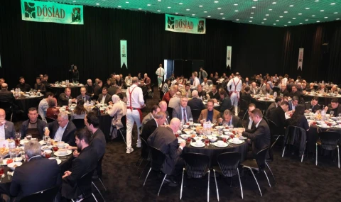 İş, siyaset ve spor camiası DÖSİAD iftarında buluştu