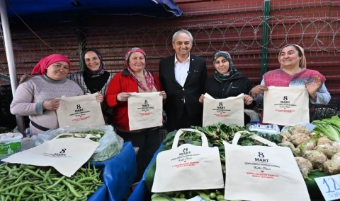 Kadın emeğini kadınlara hediye etti