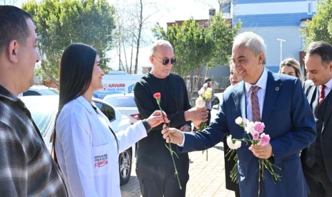 Kocagöz, 8 Mart’ta personellerini unutmadı