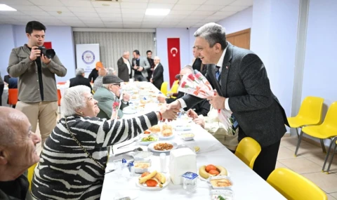 Vali Hulusi Şahin’den huzurevi ziyareti