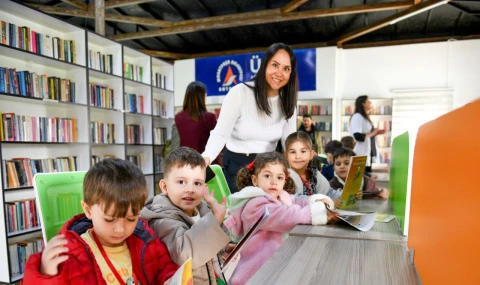 Minik okurlar Cengiz Aytmatov’da