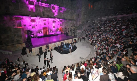 Aspendos’ta tiyatro coşkusu başladı