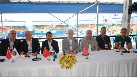 Alanya, dünya plaj voleybolunun merkezi oluyor