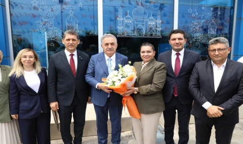 Hayati Yazıcı’dan AK Parti Antalya teşkilatına tam not