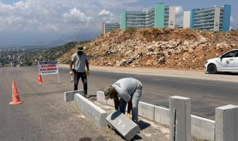 Kepez’de kaldırım çalışması