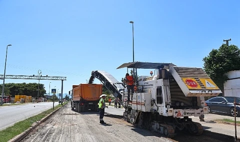 Bulvarlarda asfalt çalışması başladı
