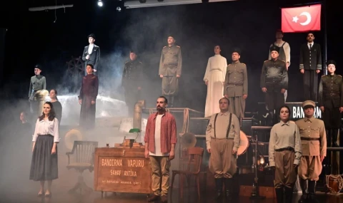 Kepez’de ilk perde Bandırma Vapuru’nun