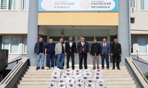 TOBB’dan Kumluca’da 525 öğrenciye ayakkabı desteği